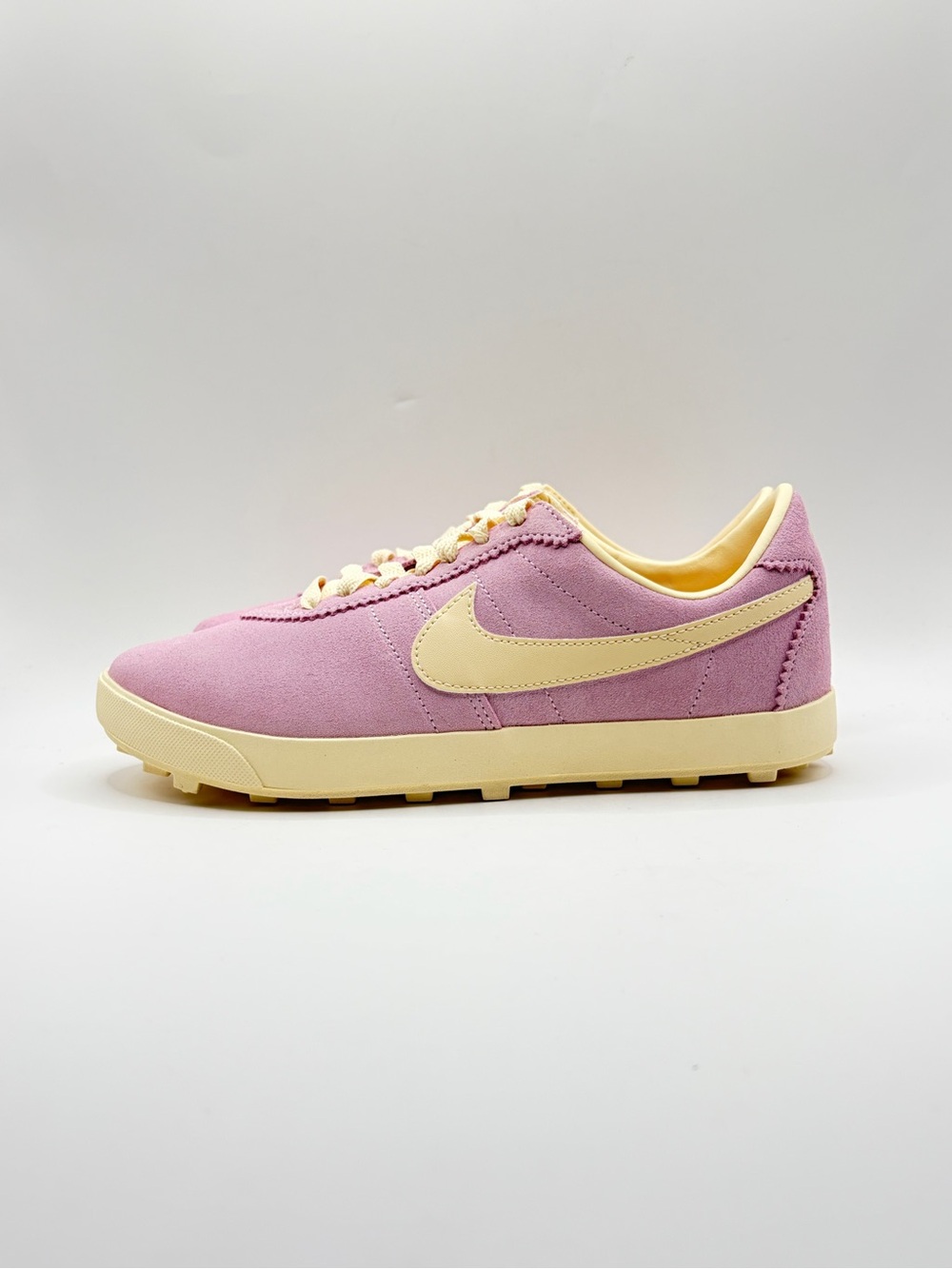 Nike Astrograbber Suede Pink and Cream Low-Top 7W